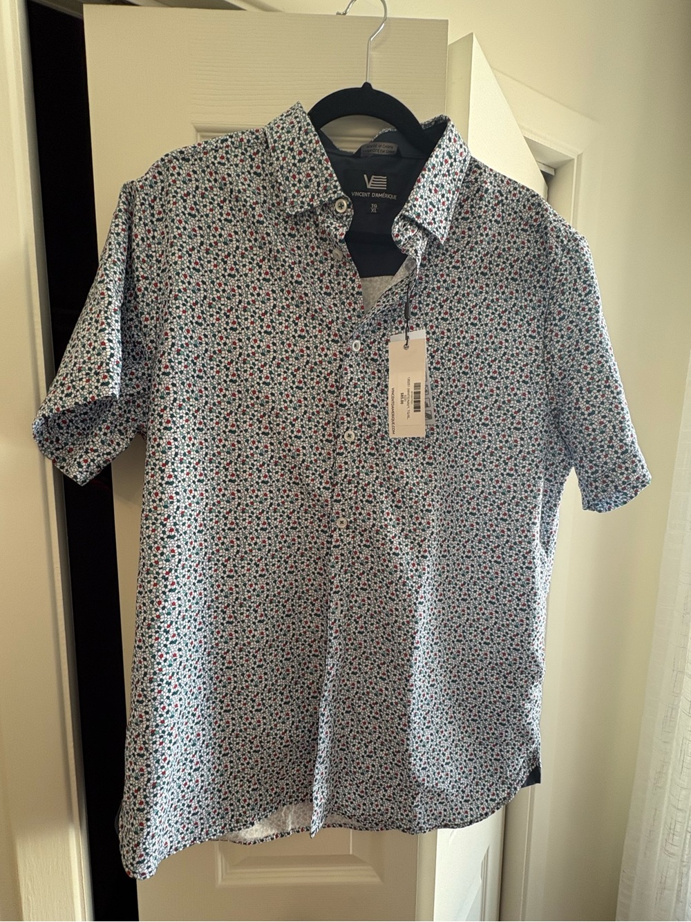 Short-Sleeve Floral Button-Up Shirt - White with Red & Navy